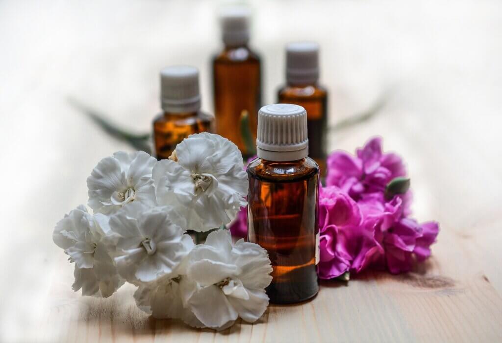 4 Amazing Essential Oils For Weight Loss